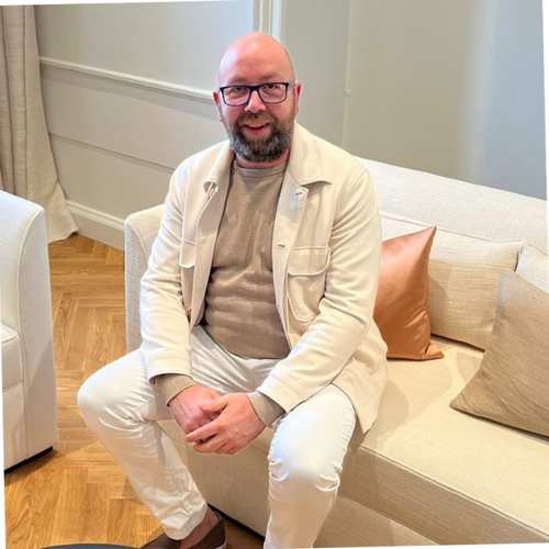 Lauran van den Bogaart